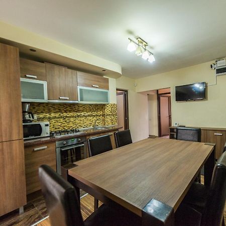 Apartament Carol Davila Piteszti Zewnętrze zdjęcie