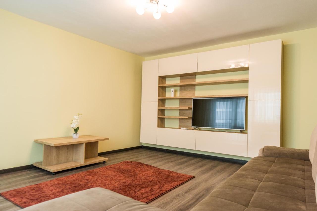 Apartament Carol Davila Piteszti Zewnętrze zdjęcie